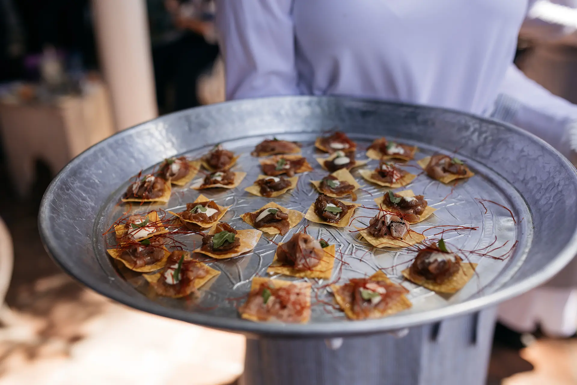 Eventos en Alcuzcuz bandeja con aperitivo